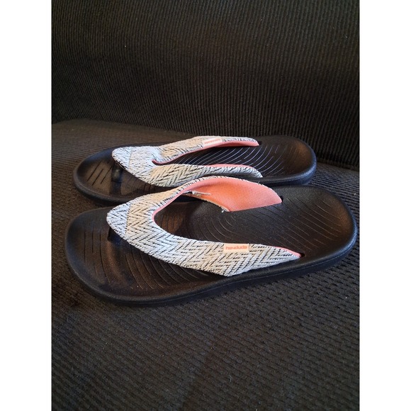 Hey Dude Meg Flip Flops Womens 8 Waves Black Pink Comfort Slides Thong - Picture 1 of 5